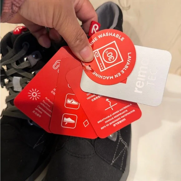 Stylish Black Ankle Boots - Picture 3 of 9